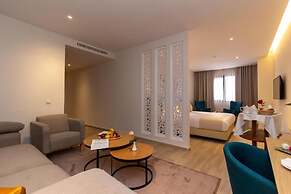 Golden Tulip Opera Alger