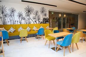 Golden Tulip Opera Alger