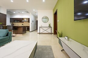 Modern beachfront 1BR apartment