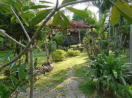 Bang Saray Village Resort