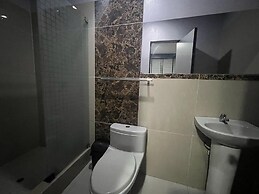 Adrian Hotel
