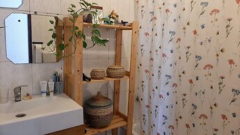 Arlozorov 3BD Apartment