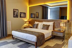 Four Mansions Hotel