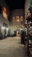 Four Mansions Hotel