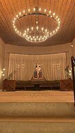 Four Mansions Hotel