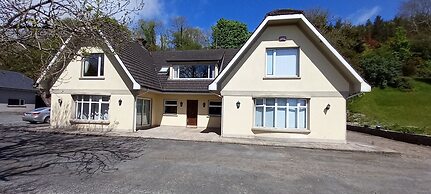 Ardsallagh Lodge