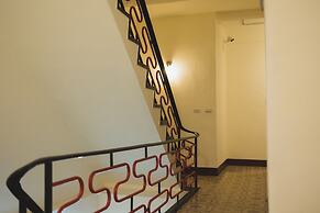 Yaboo Hotel