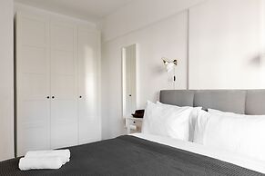 Spacious & Modern 3BD Apartment 2-min From Beach