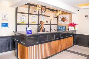 Waffles Suites