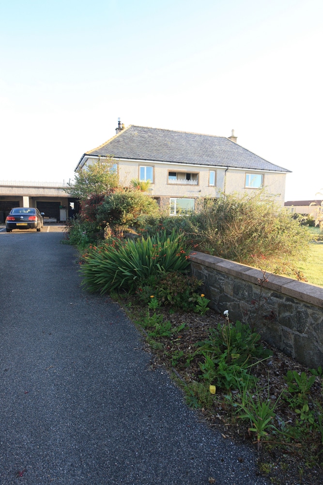 sandwick bay guest house