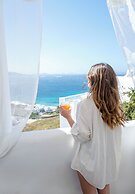 Amelie Suites