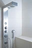 Amelie Suites