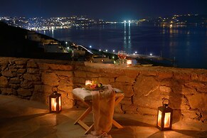 Amelie Suites