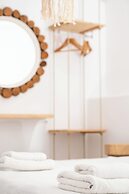 Amelie Suites