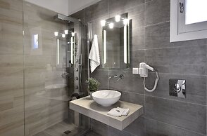 Amelie Suites