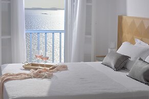 Amelie Suites