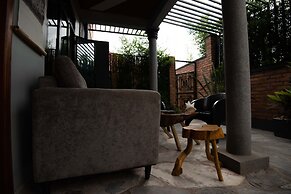 IKORO HOUSE