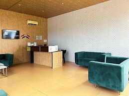 Bay Breeze Hotels & Resorts