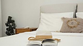 Milos AquaBliss Beachfront Villa