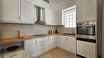 Milos AquaBliss Beachfront Villa