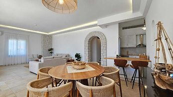 Milos AquaBliss Beachfront Villa