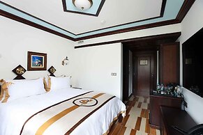 Armaco Residence