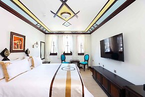 Armaco Residence