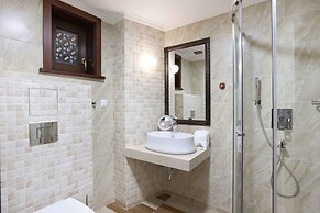Armaco Residence