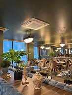 Luxury Premium Finese Hotel & SPA