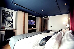 Luxury Premium Finese Hotel & SPA