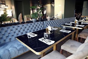Luxury Premium Finese Hotel & SPA