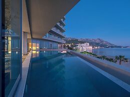 Sea Star Budva