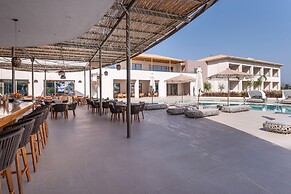 Grand Elis Hotel