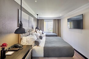 Hotel Cortes Rambla