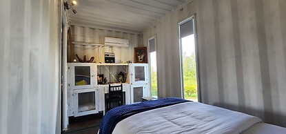 HOBBIT HOTEL