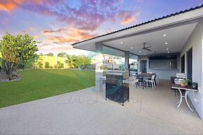 ZENHOUSE - 5BR Family with Private Pool