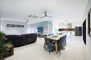 ZENHOUSE - 5BR Family with Private Pool