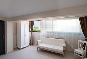 MYKONIATIKA VILLAS