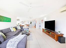 ZEN LUXURY 2-STORY Penthouse Mindal View