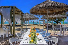 Pareus Beach Resort