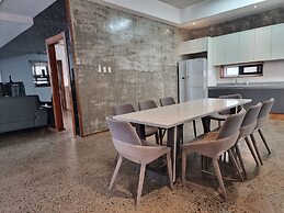 KOREGON POOL VILLAS