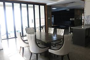 KOREGON POOL VILLAS