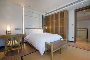 Bright QiandaoLake Resort