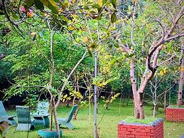 Sigiriya Cashew Palace Resort