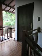Sigiriya Cashew Palace Resort