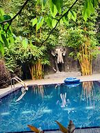 Sigiriya Cashew Palace Resort