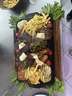 Rey Hotel & Restorant