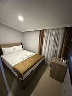 Camellia Suit Hotel