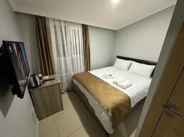 Camellia Suit Hotel