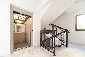 Salus Hill Condo